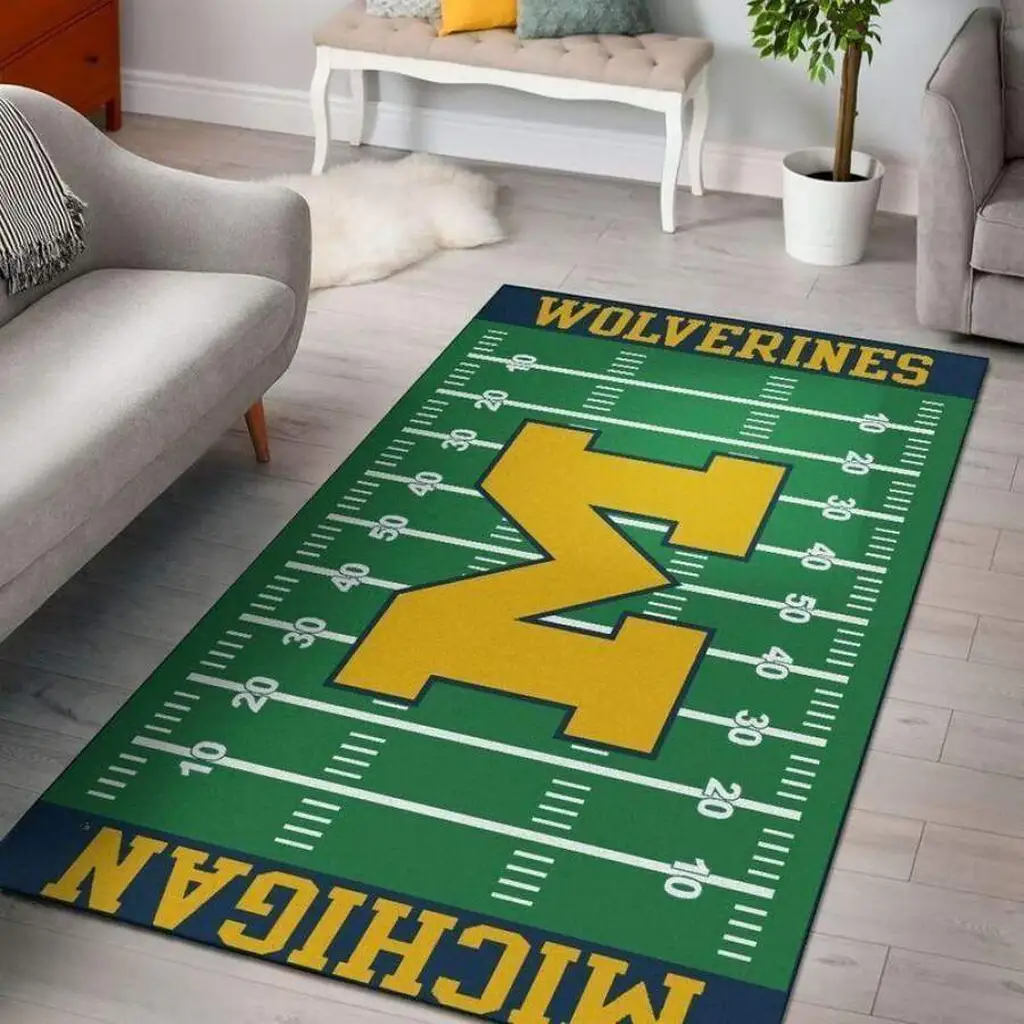 Michigan Wolverines Rug - Football Field Colors Green and Yellow